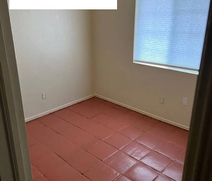 5020 College Ave #4 — Photo 1