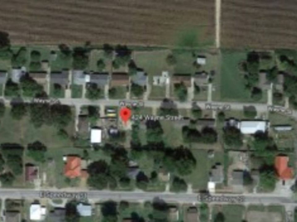 2nd image of 424 Wayne St