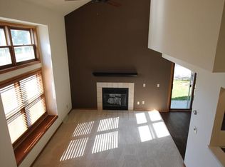 36 Oakbridge Ct, Madison, WI 53717