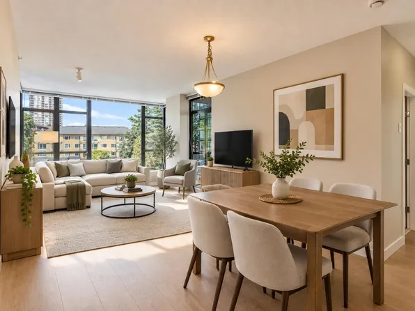11 E Royal Ave #605, New Westminster, BC V3L 0A9