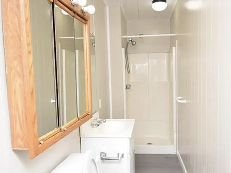 219 Meadow Ave #3 — Photo 8