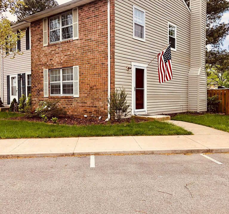 1st image of 234 Chalet Cir E
