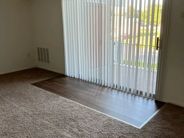 2132 Pennsylvania Ave — Photo 61