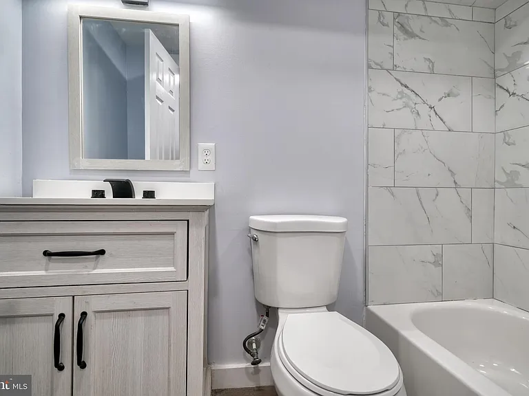 1125 Washington Blvd — Photo 38