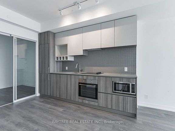 4th image of 5 Buttermill Ave #5006