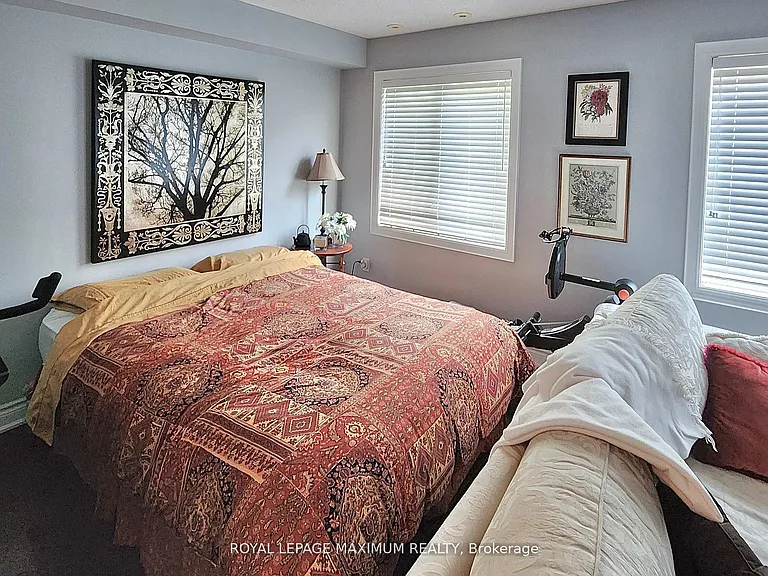9 Flook Ln — Photo 17