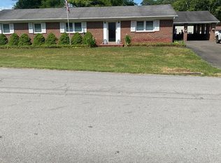 202 Hill Creek Rd, Richlands, VA 24641