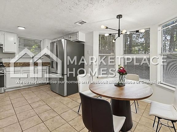 5th image of 3823 Conley Downs Ln