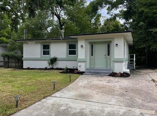 6902 Rhode Island Dr W, Jacksonville, FL 32209