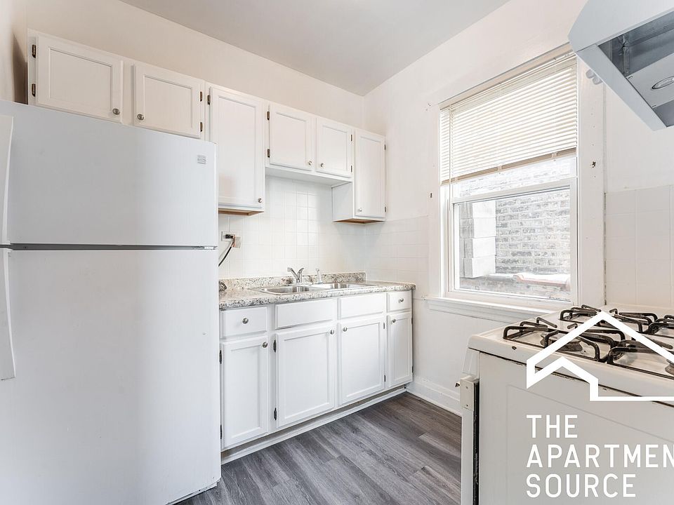 1st image of 4391 N Elston Ave