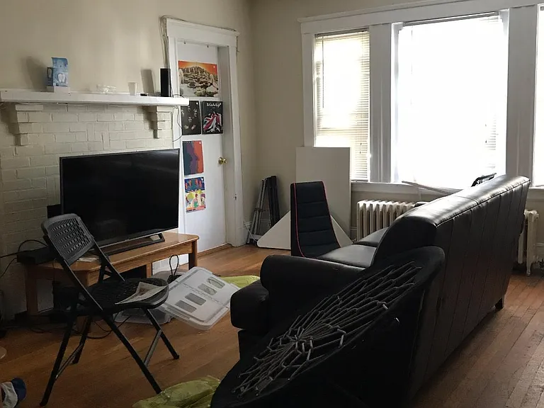 264 Foster St #1 — Photo 4