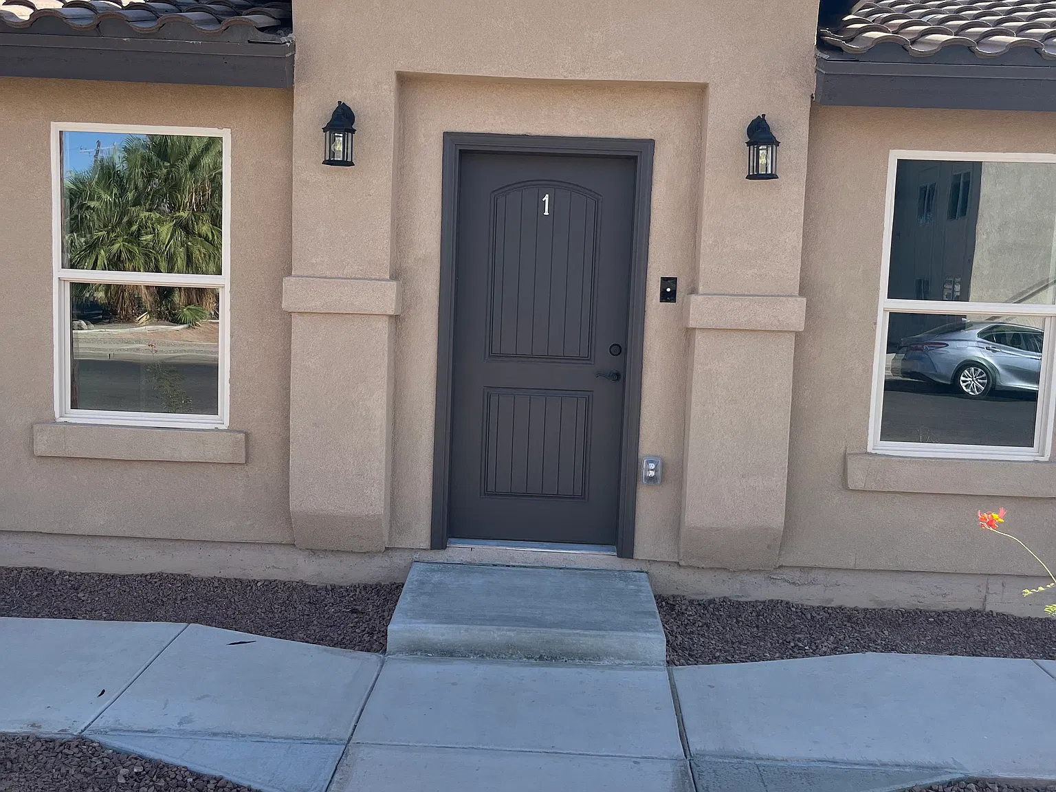 3 bed, 1050 sqft, $1,500 — Photo 3