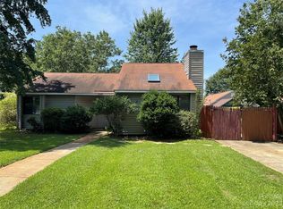 3701 Ashley Hall Dr, Charlotte, NC 28227