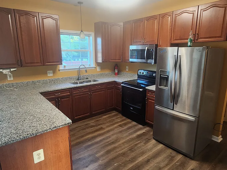 14108 Shelby Cir — Photo 17