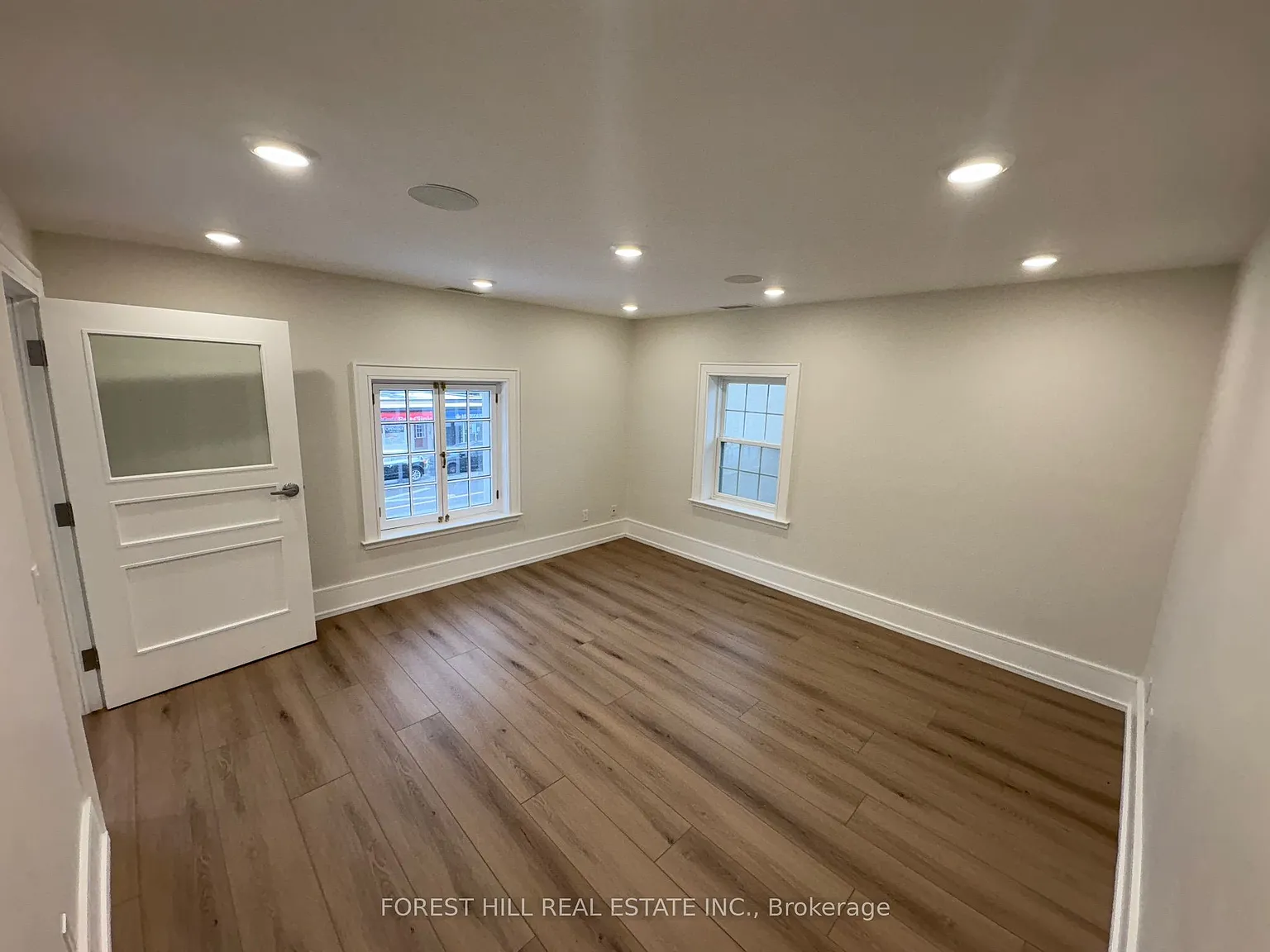 2 bed, $2,900 — Photo 4