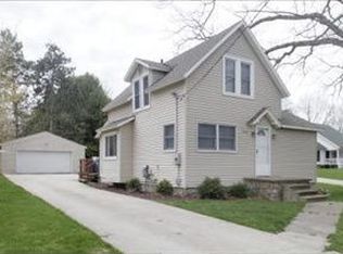 910 W Walnut St, Hastings, MI