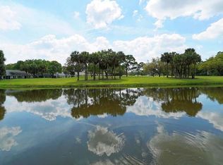 5606 Country Club Way, Sarasota, FL 34243