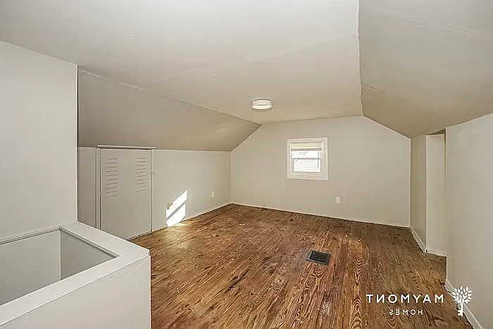 16315 Westview Ave #1 — Photo 3