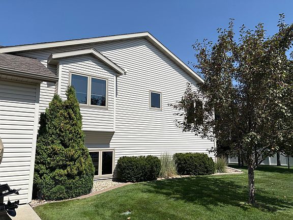 2nd image of 4788 Clock Tower Ln S