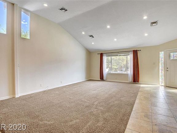 5th image of 978 El Camino Way