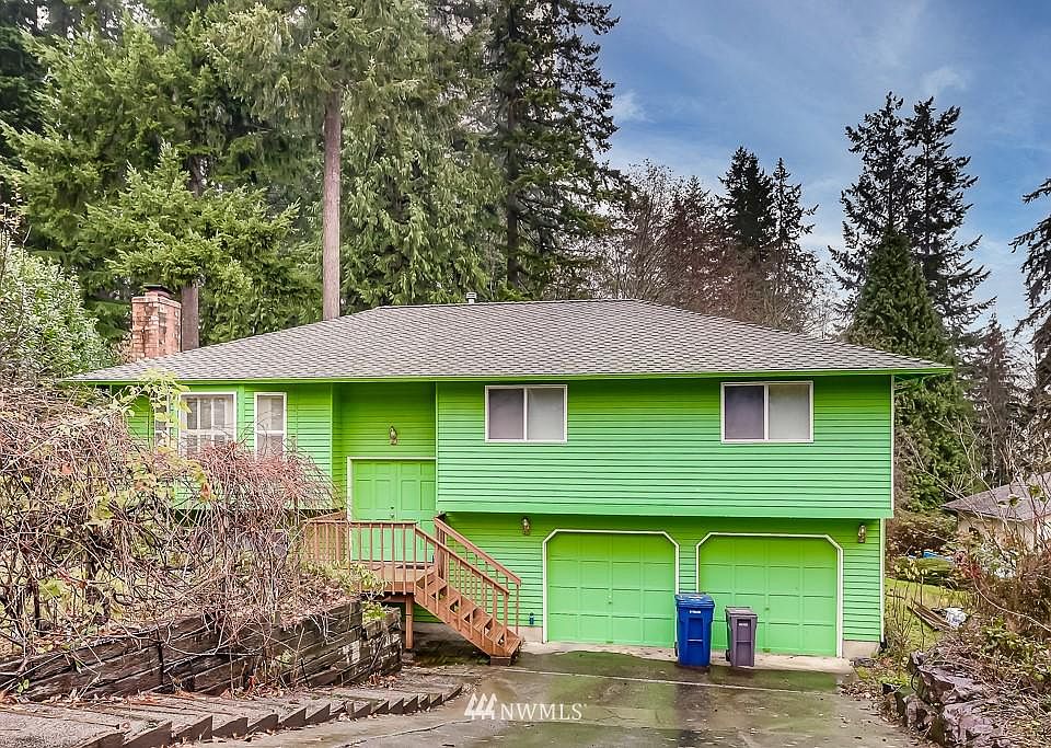 1st image of 10105 175th Pl SE