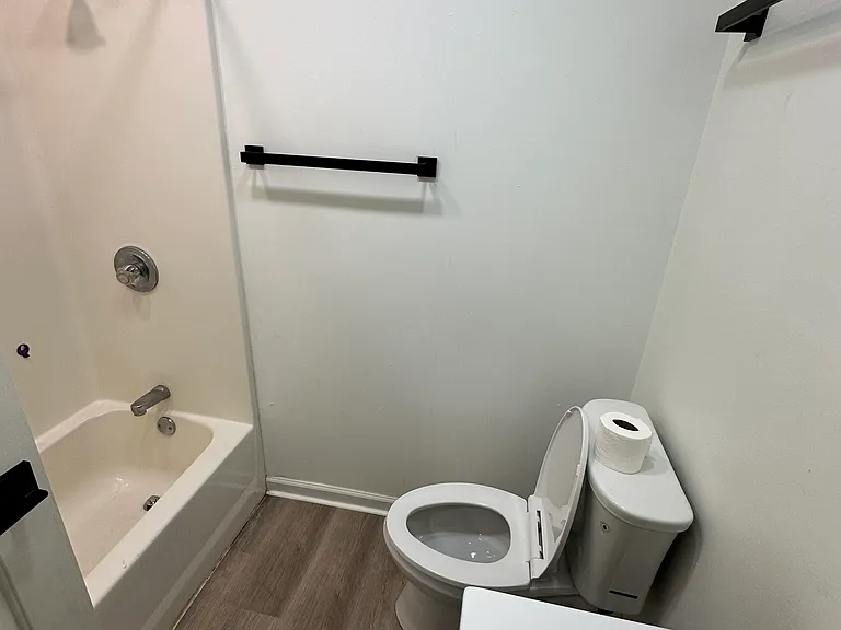 8330 Wild Fig Ln — Photo 13