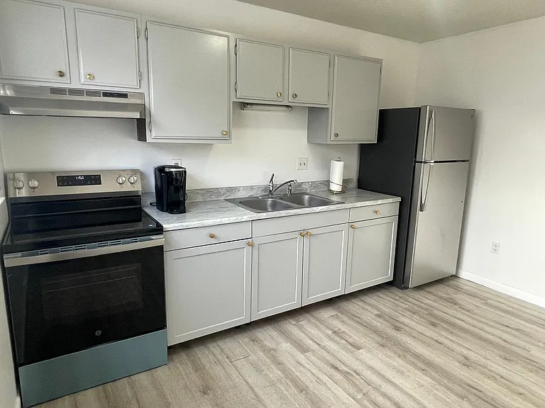 123 N Champlain St — Photo 12
