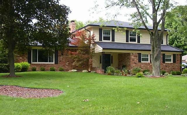 1st image of 7238 N Creekside Ln