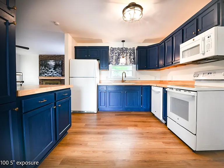 2805 Galesburg Dr — Photo 3