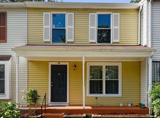 38 Seek Ct, Takoma Park, MD 20912