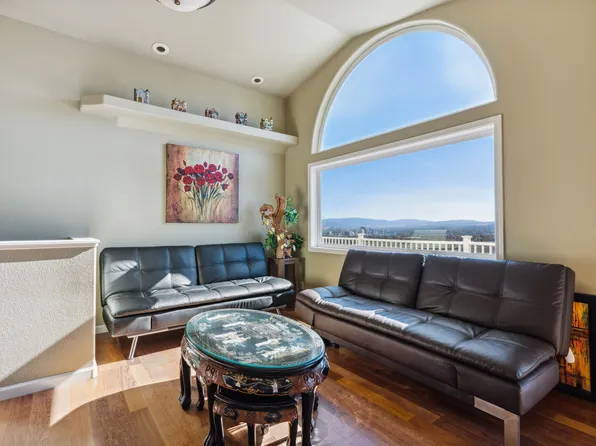 (undisclosed Address), Reno, NV 89503