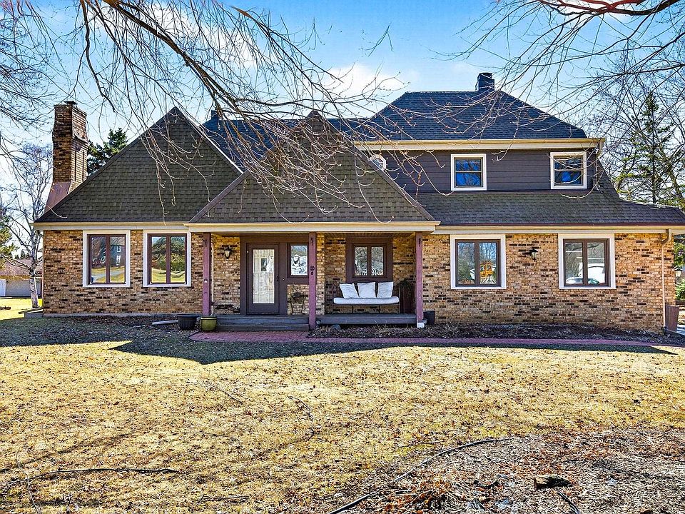 1st image of 157 Old Orchard Ln