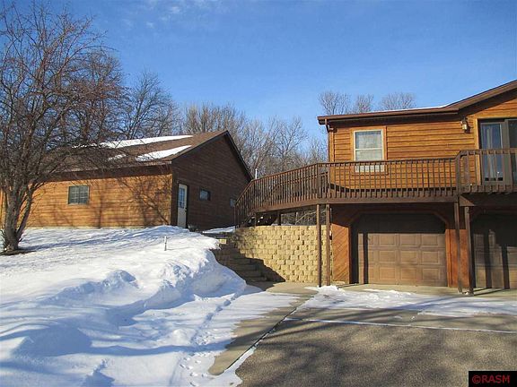 3rd image of 37849 Hillside Dr