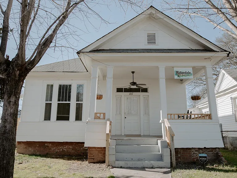 1211 S Lyerly St — Photo 18