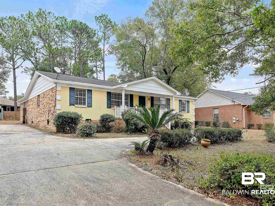1st image of 2756 Manuel Dr