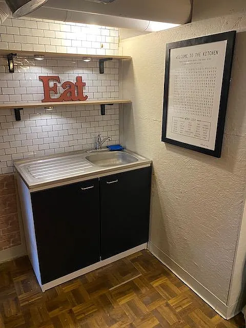 1 bed, 500 sqft, $1,000 — Photo 2