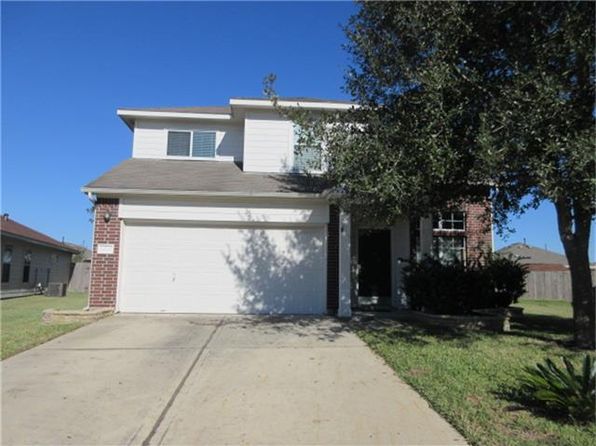 19107 Hemington Cir