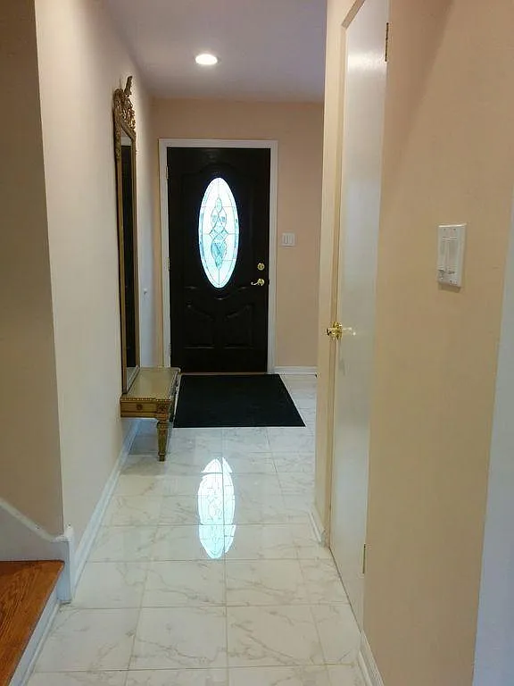 312 Sunset Dr — Photo 3