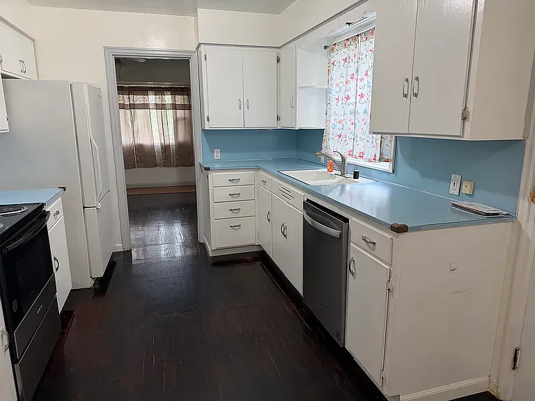 6521 Alfaretta St SW — Photo 5