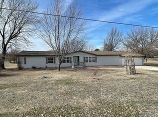 1905 SW Sunny Hills Rd, El Dorado, KS 67042