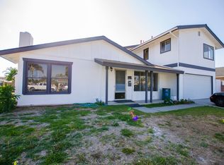 20721 Goshawk Ln, Huntington Beach, CA 92646