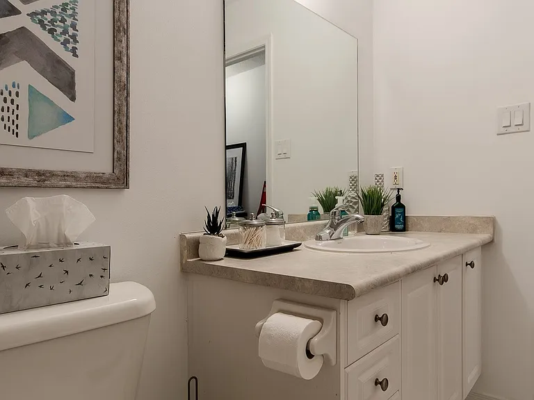 7 Trent Ave — Photo 15