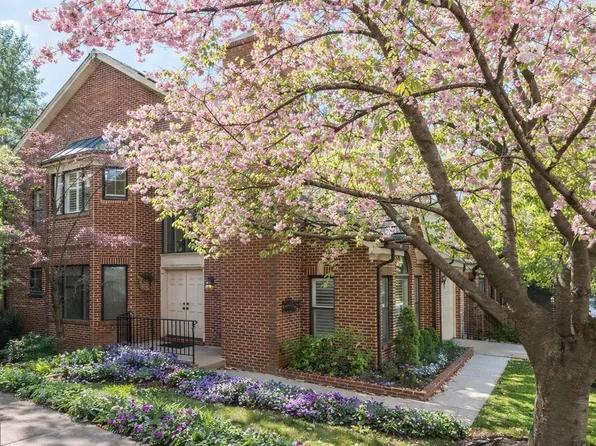 1456 Hampton Hill Cir, Mc Lean, VA 22101