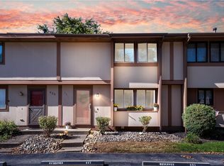 631 Deer Watch Rd, Bridgeville, PA 15017