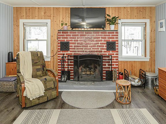 4th image of 575 Allard Hill Road