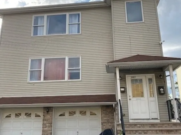 262 E 17th St, Paterson City, NJ 07524
