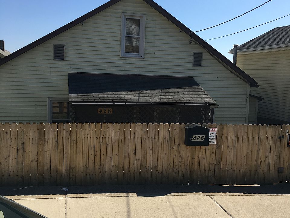 1st image of 426 Morton St