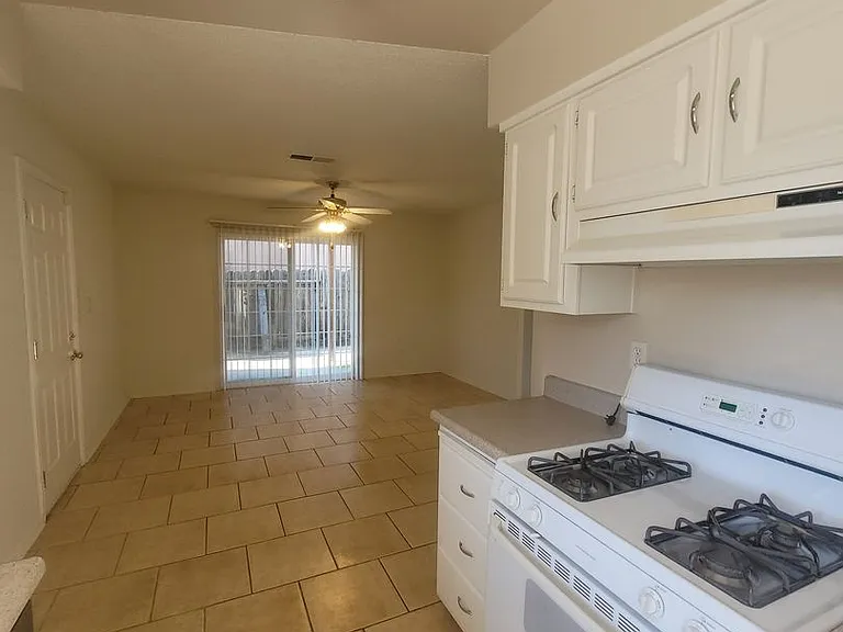 7139 Baranga Dr — Photo 7