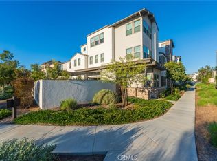 102 Spectacle, Irvine, CA 92618