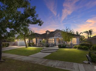 10821 Bardon Hill Dr, Bakersfield, CA 93312